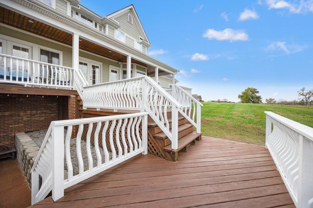 204 Crestridge Trail, Nicholasville, KY 40356