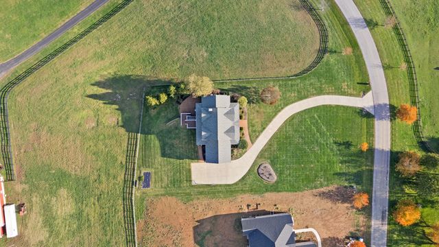 204 Crestridge Trail, Nicholasville, KY 40356