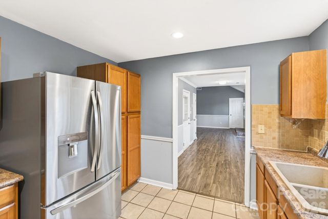 7026 Streamside Drive, Charlotte, NC 28212