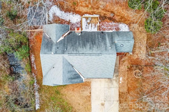 7026 Streamside Drive, Charlotte, NC 28212