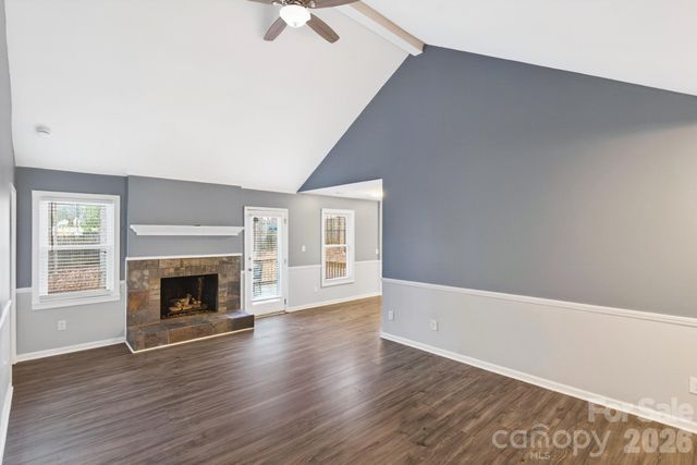 7026 Streamside Drive, Charlotte, NC 28212