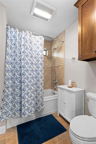 720 Circle G Ranch RD, Dripping Springs, TX 78620