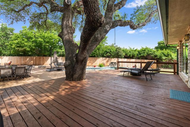 720 Circle G Ranch RD, Dripping Springs, TX 78620
