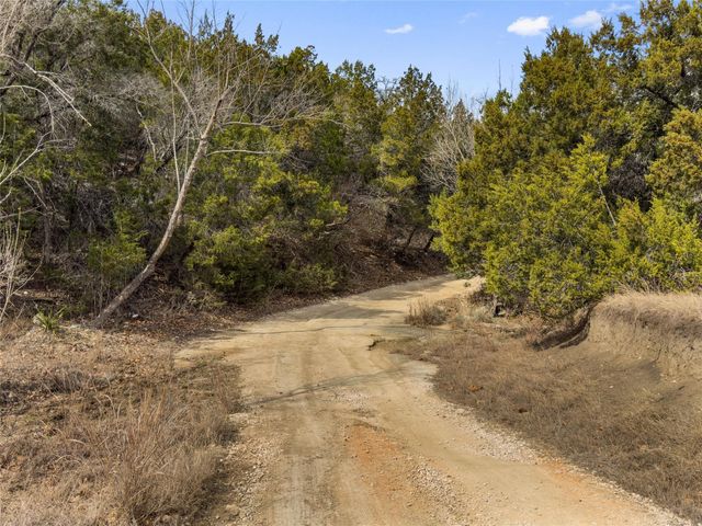 720 Circle G Ranch RD, Dripping Springs, TX 78620