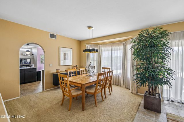 7648 N Quail Ridge Drive, Tucson, AZ 85743