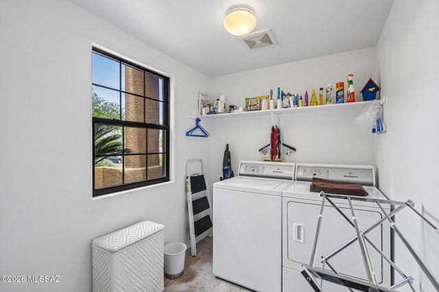 7648 N Quail Ridge Drive, Tucson, AZ 85743