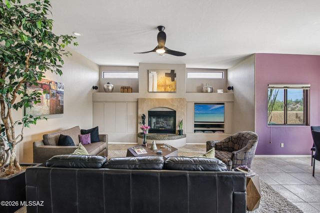 7648 N Quail Ridge Drive, Tucson, AZ 85743