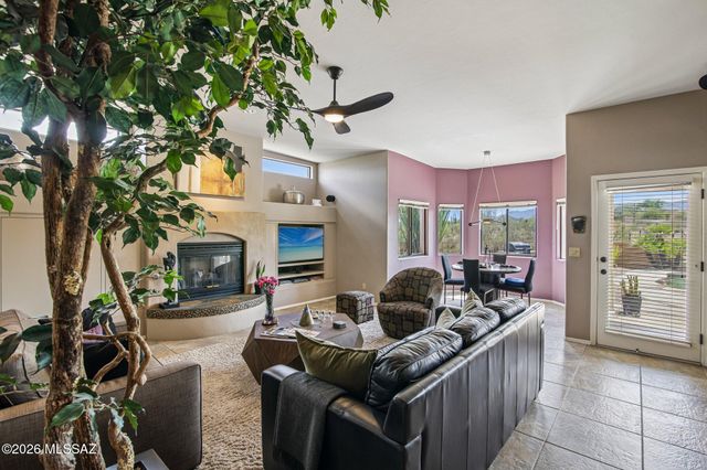 7648 N Quail Ridge Drive, Tucson, AZ 85743
