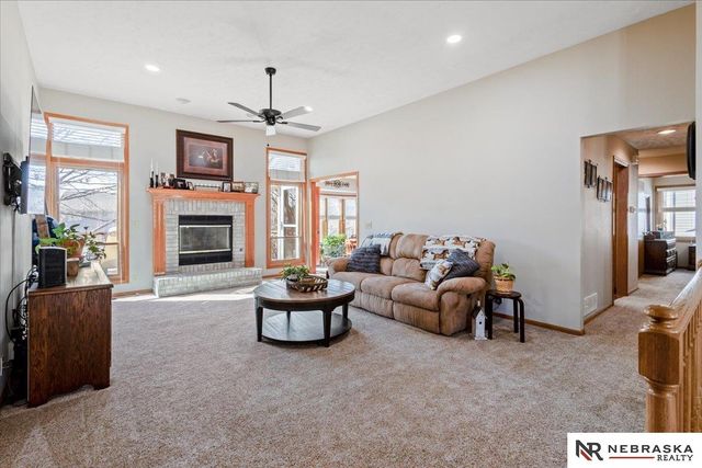 2107 Leigh Street, Papillion, NE 68133