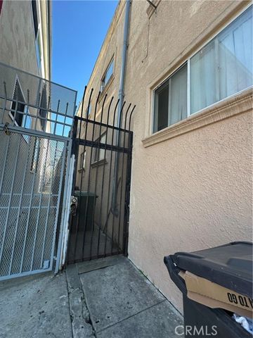 1640 Locust, Long Beach, CA 90813