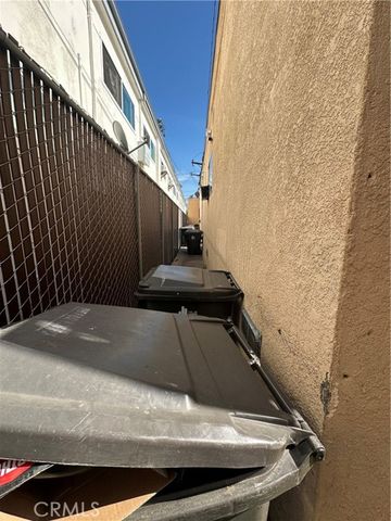 1640 Locust, Long Beach, CA 90813