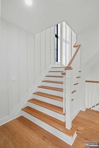 147 Central Avenue 13, Old Tappan, NJ 07675