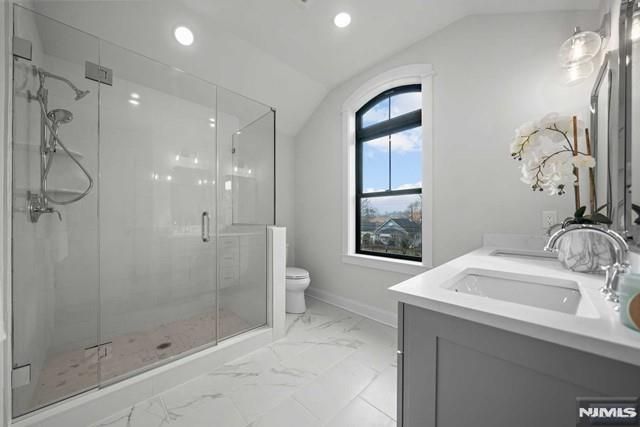 147 Central Avenue 13, Old Tappan, NJ 07675