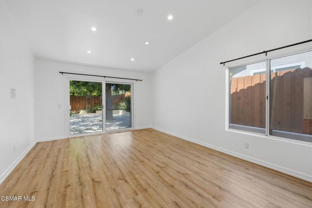 5844 Conifer Street, Oak Park, CA 91377