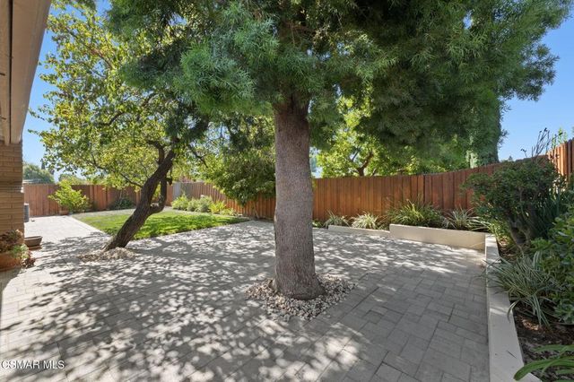 5844 Conifer Street, Oak Park, CA 91377