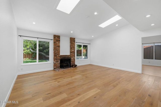 5844 Conifer Street, Oak Park, CA 91377