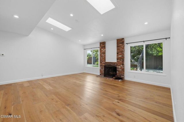5844 Conifer Street, Oak Park, CA 91377
