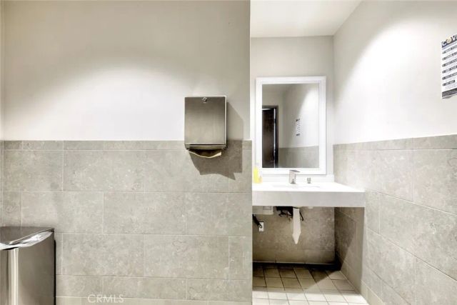 5334 Lindley Avenue 337, Encino, CA 91316
