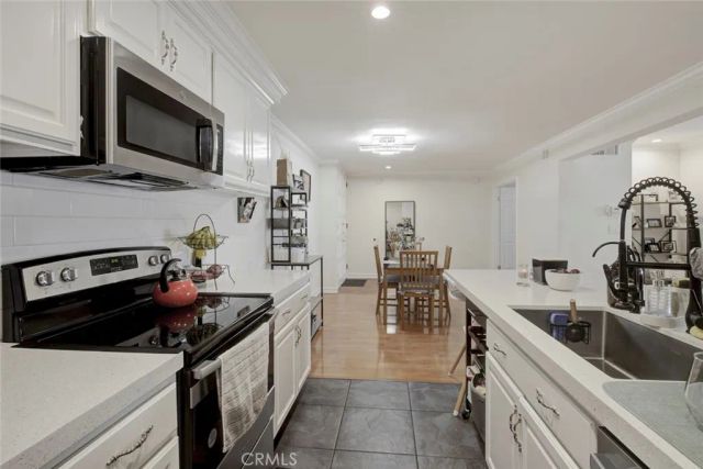 5334 Lindley Avenue 337, Encino, CA 91316
