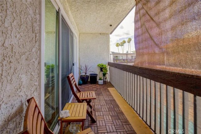 5334 Lindley Avenue 337, Encino, CA 91316