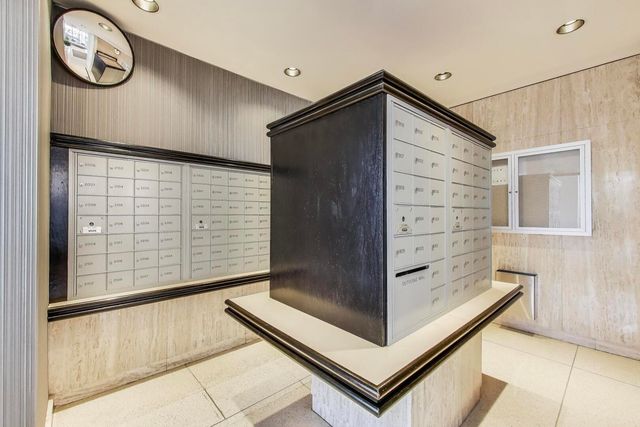 88 W Schiller Street 2903L, Chicago, IL 60610