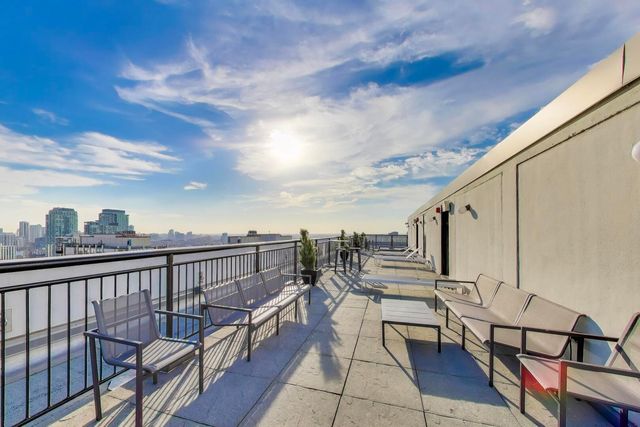 88 W Schiller Street 2903L, Chicago, IL 60610