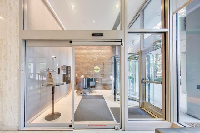 88 W Schiller Street 2903L, Chicago, IL 60610