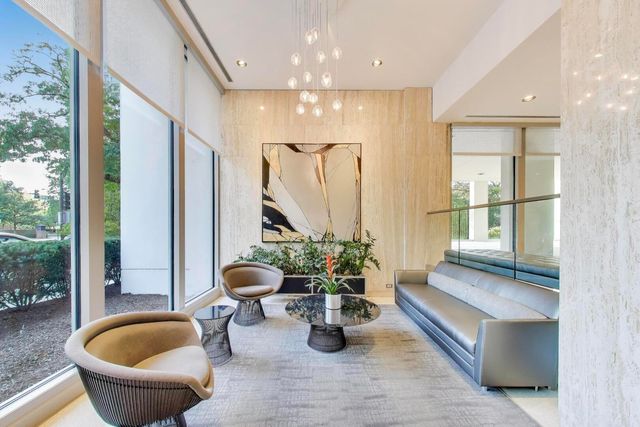 88 W Schiller Street 2903L, Chicago, IL 60610