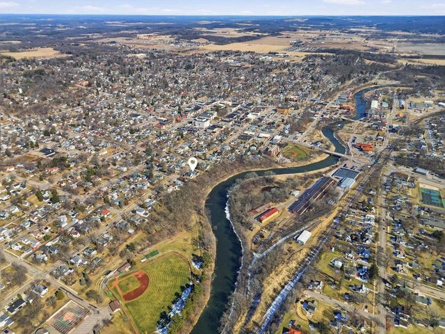 415 2nd Avenue, Baraboo, WI 53913