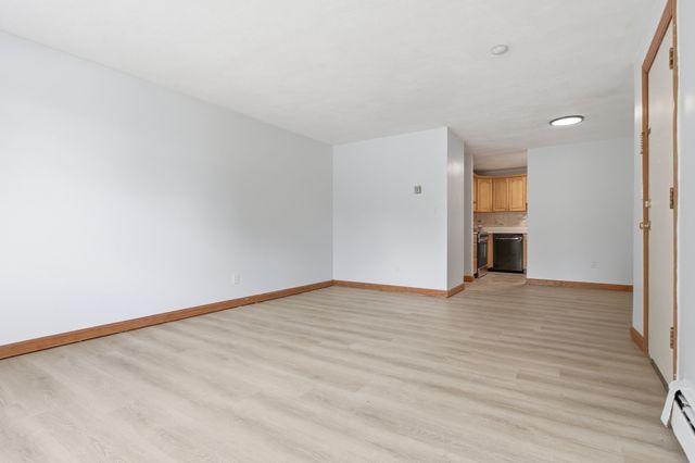 48 Great Rd 18, Acton, MA 01720
