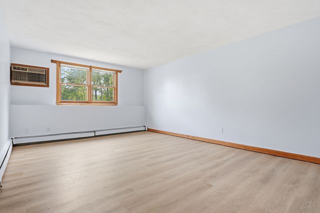 48 Great Rd 18, Acton, MA 01720