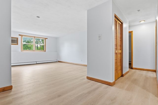 48 Great Rd 18, Acton, MA 01720