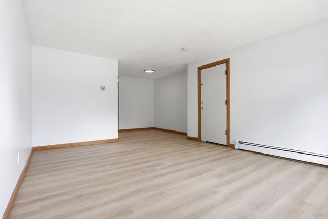48 Great Rd 18, Acton, MA 01720
