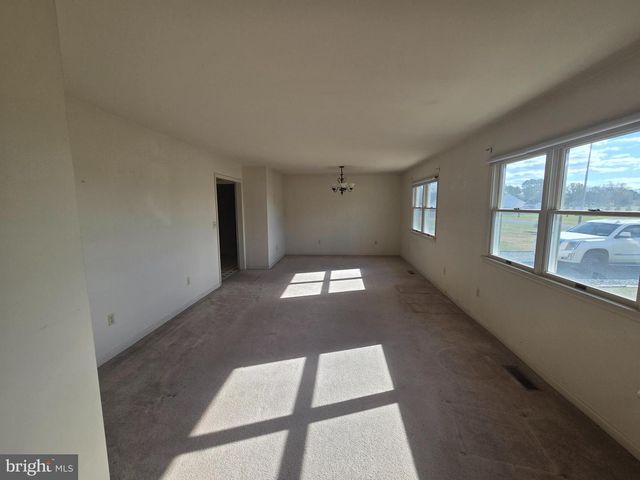 11410 HAYMAN DR, Princess Anne, MD 21853