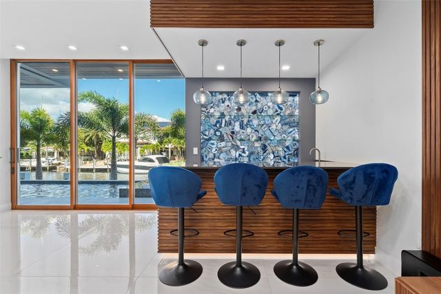 2631 NE 48th Court, Lighthouse Point, FL 33064