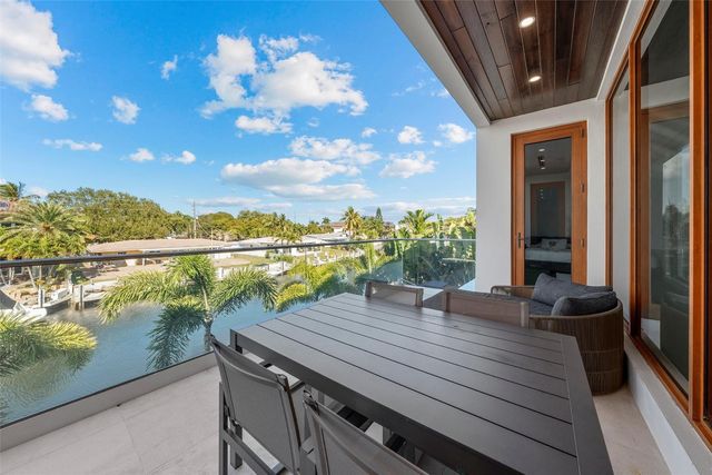 2631 NE 48th Court, Lighthouse Point, FL 33064