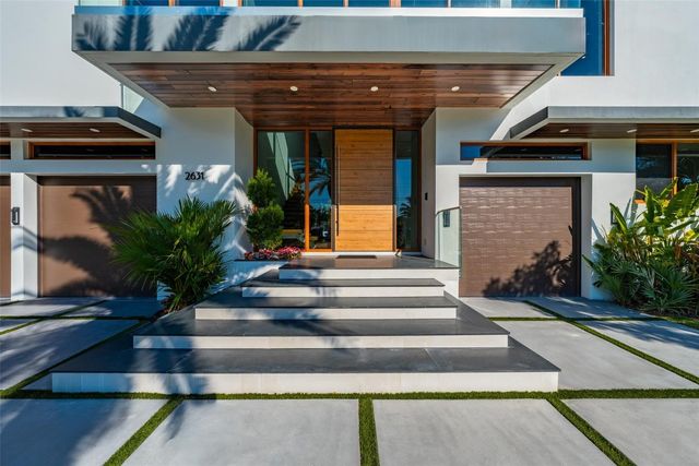 2631 NE 48th Court, Lighthouse Point, FL 33064