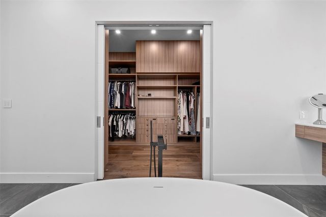 2631 NE 48th Court, Lighthouse Point, FL 33064