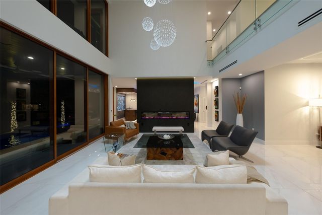 2631 NE 48th Court, Lighthouse Point, FL 33064