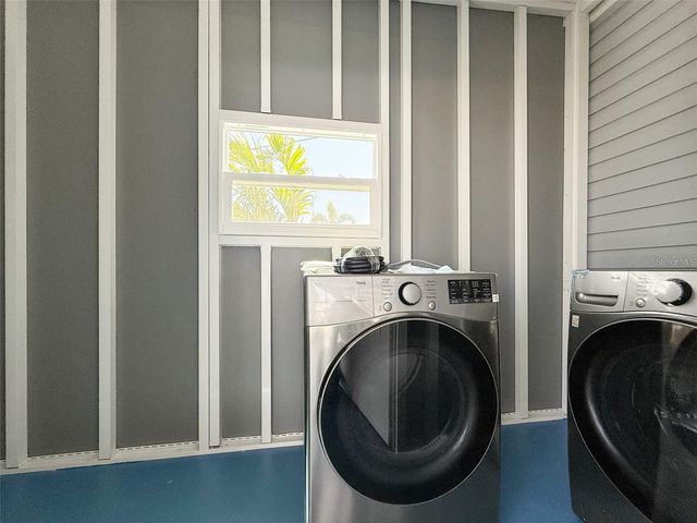 5141 OAKLAND HILLS AVENUE, Sarasota, FL 34234