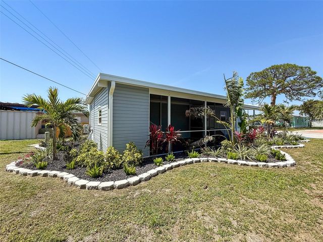 5141 OAKLAND HILLS AVENUE, Sarasota, FL 34234