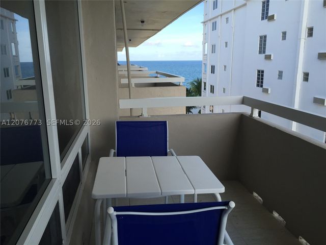 3424 SE 12th St F5, Pompano Beach, FL 33062
