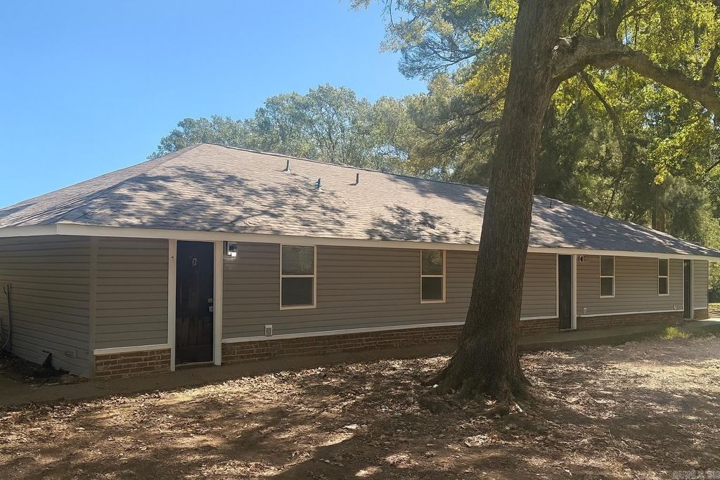 6013 Windham Avenue, White Hall, AR 71602