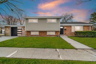 5945 Cleveland Street, Morton Grove, IL 60053