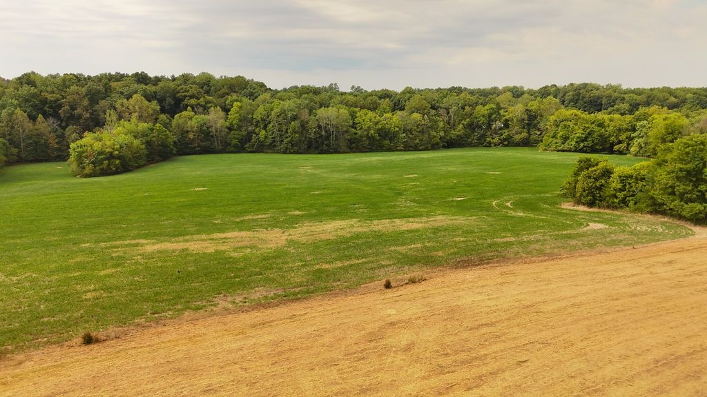 1668 Rapids Rd, Portland, TN 37148