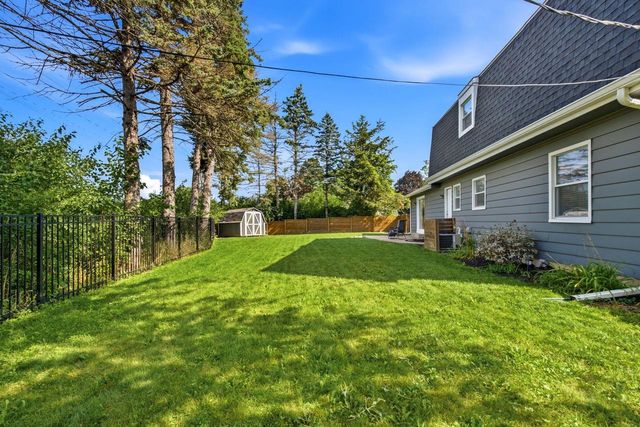 8057 N Cedarburg ROAD, Brown Deer, WI 53209