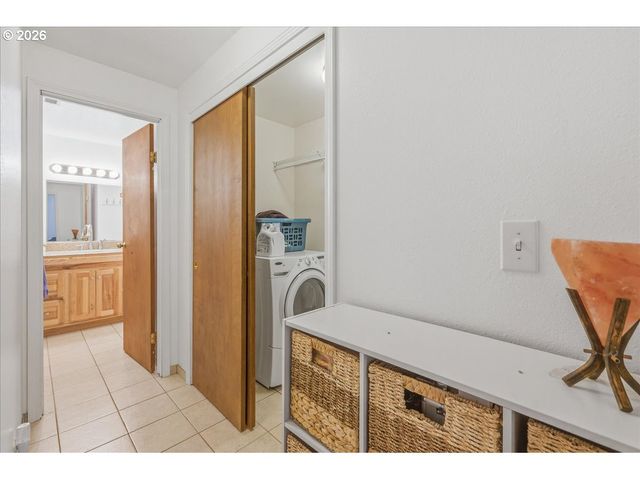 18915 Sw ROCK COURT, Beaverton, OR 97003