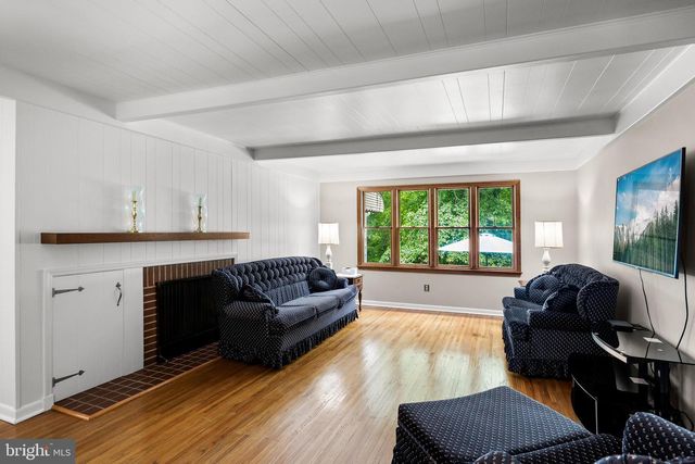 148 WESTOVER DR, Cherry Hill, NJ 08034