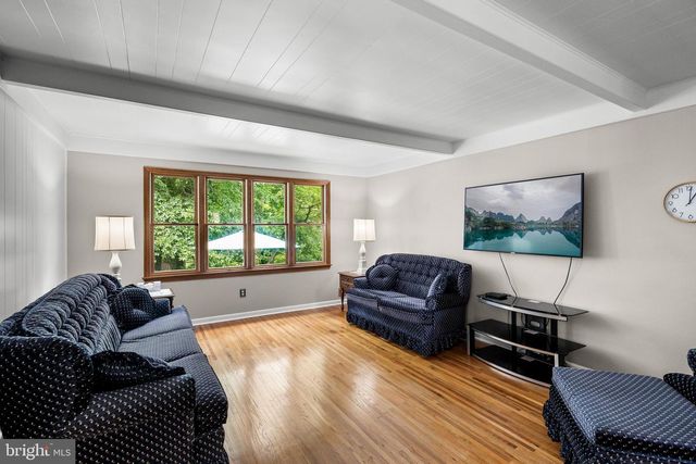 148 WESTOVER DR, Cherry Hill, NJ 08034