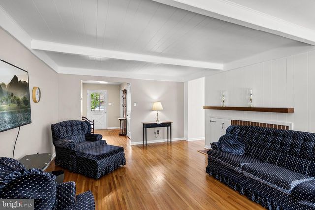 148 WESTOVER DR, Cherry Hill, NJ 08034
